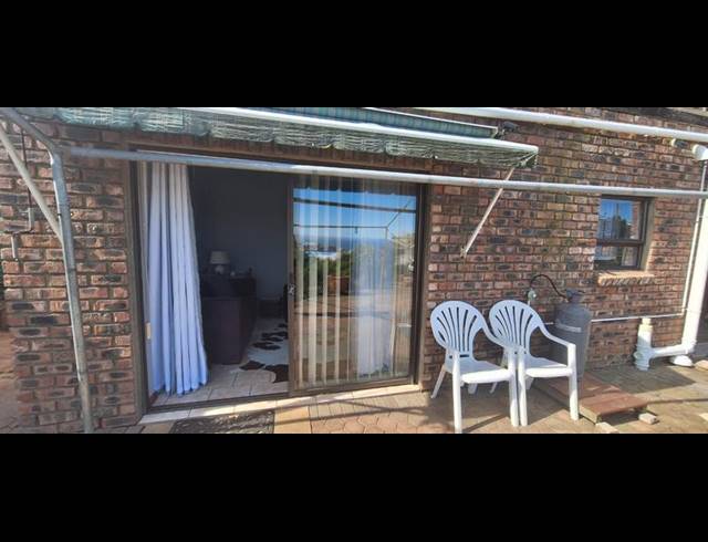 1 BEDROOM PROPERTY TO RENT IN DANA BAY